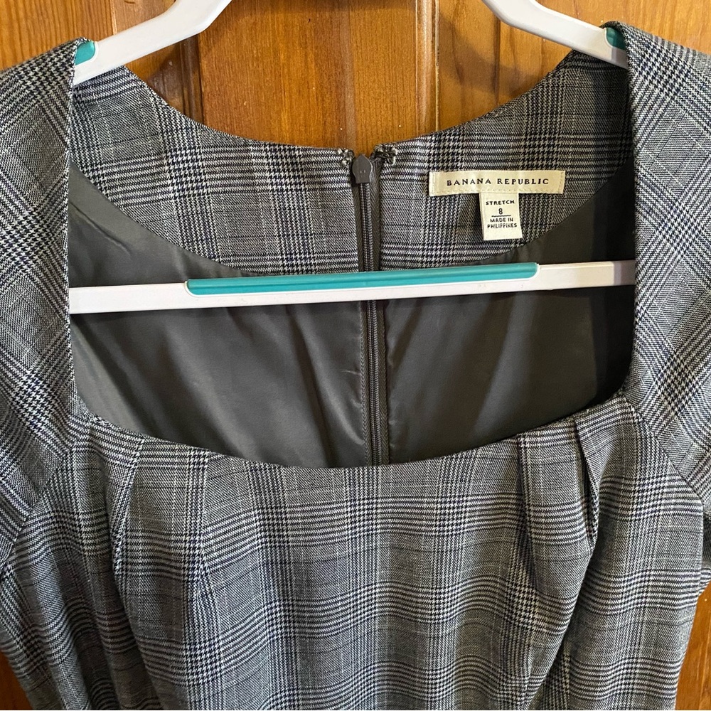 Banana Republic Women's Long Sleeve Gray Checkered Dress